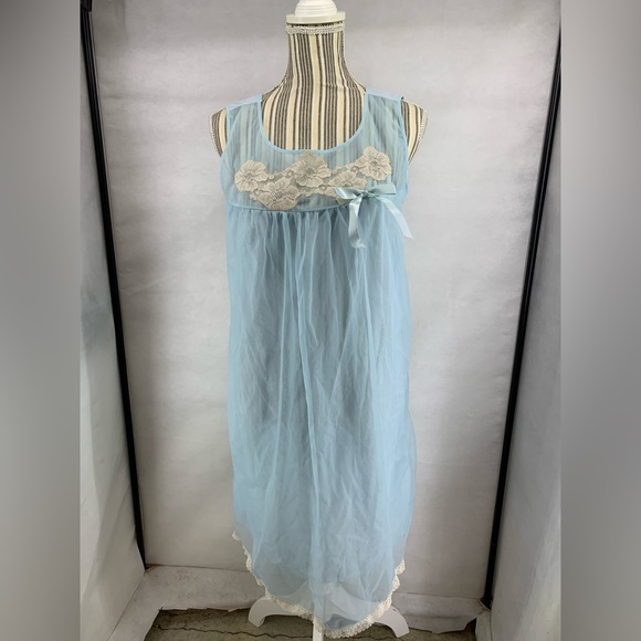 Aristocraft Baby Blue Sheer Nylon Gown M - Picture 2 of 5